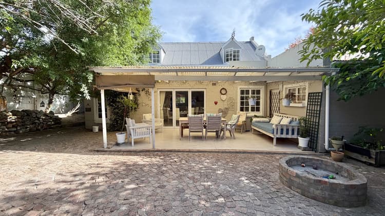 Main property image