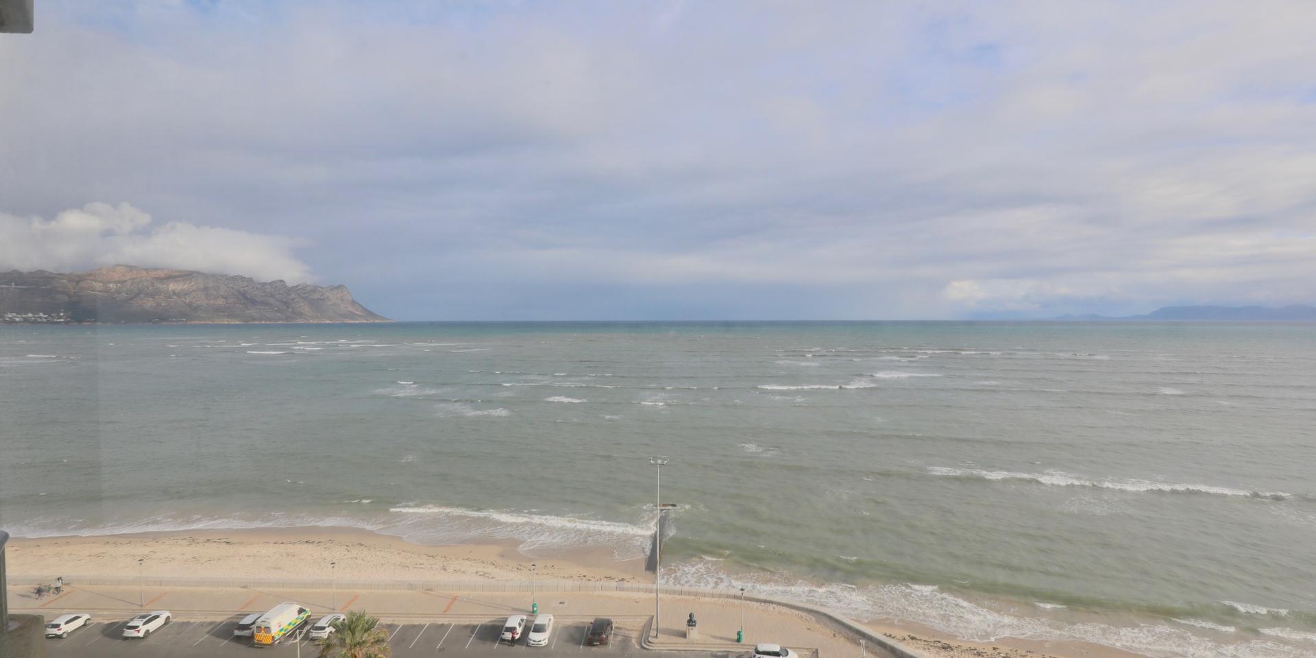Image 5 of 6