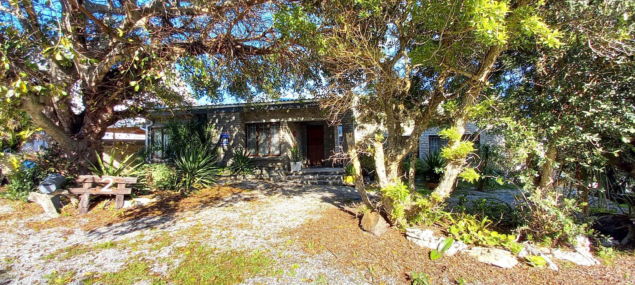 Image 4 of 6