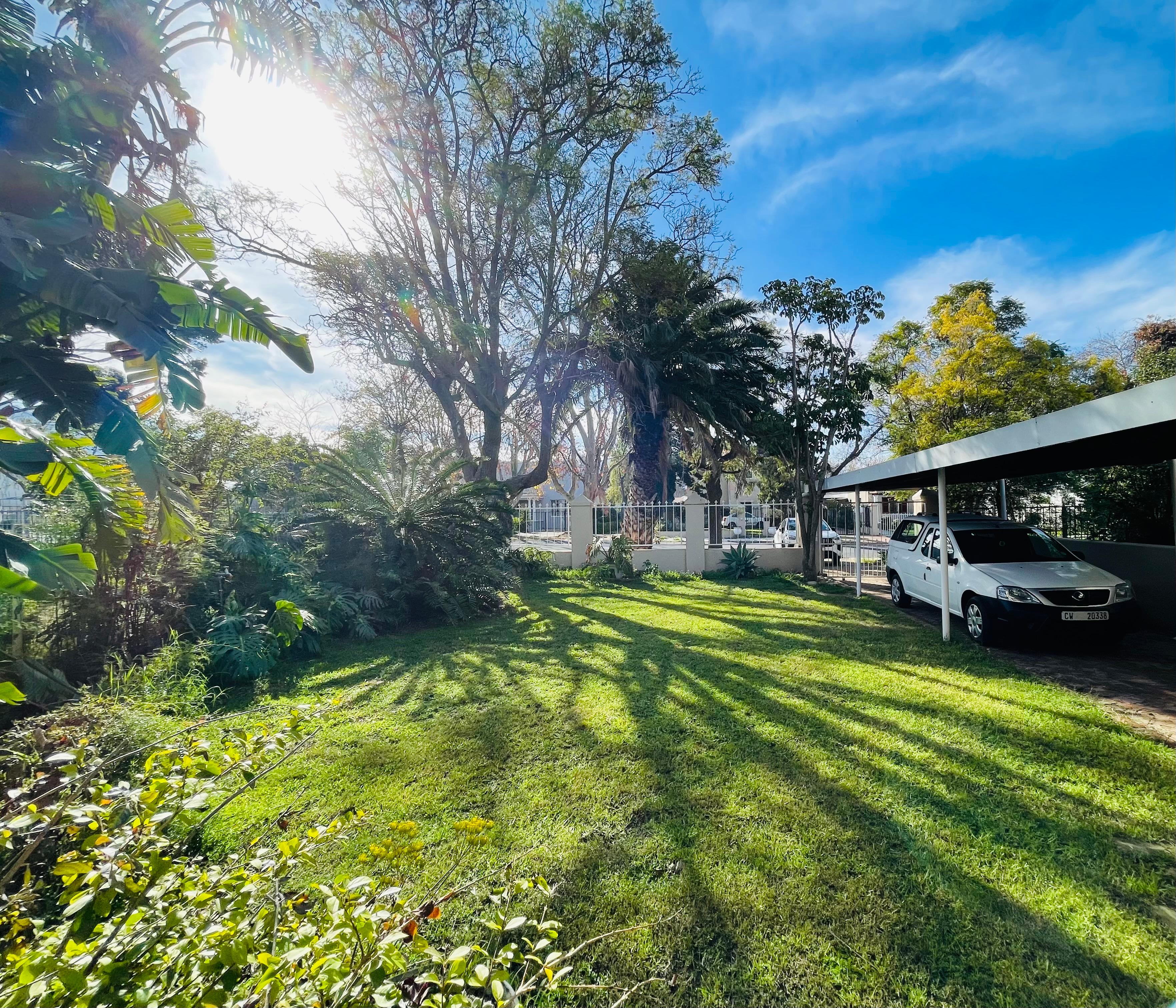 Image 4 of 6