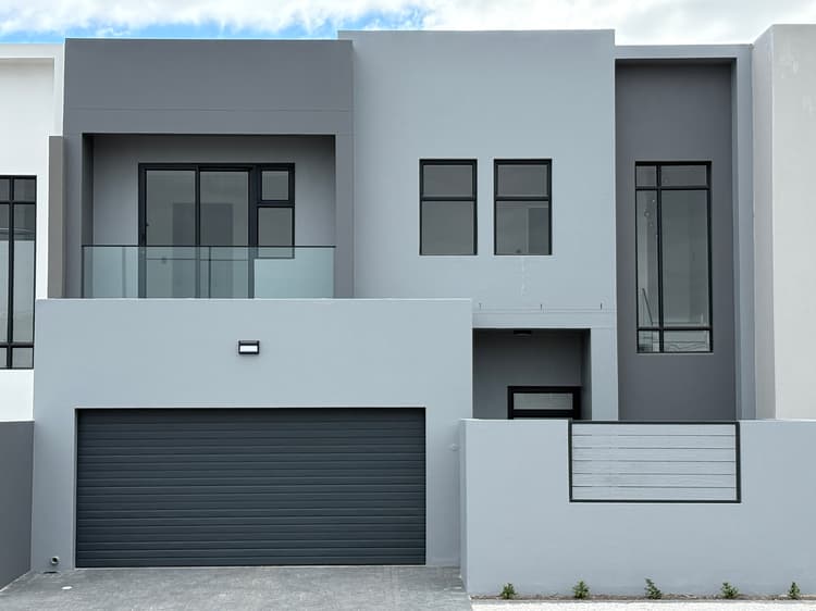Main property image