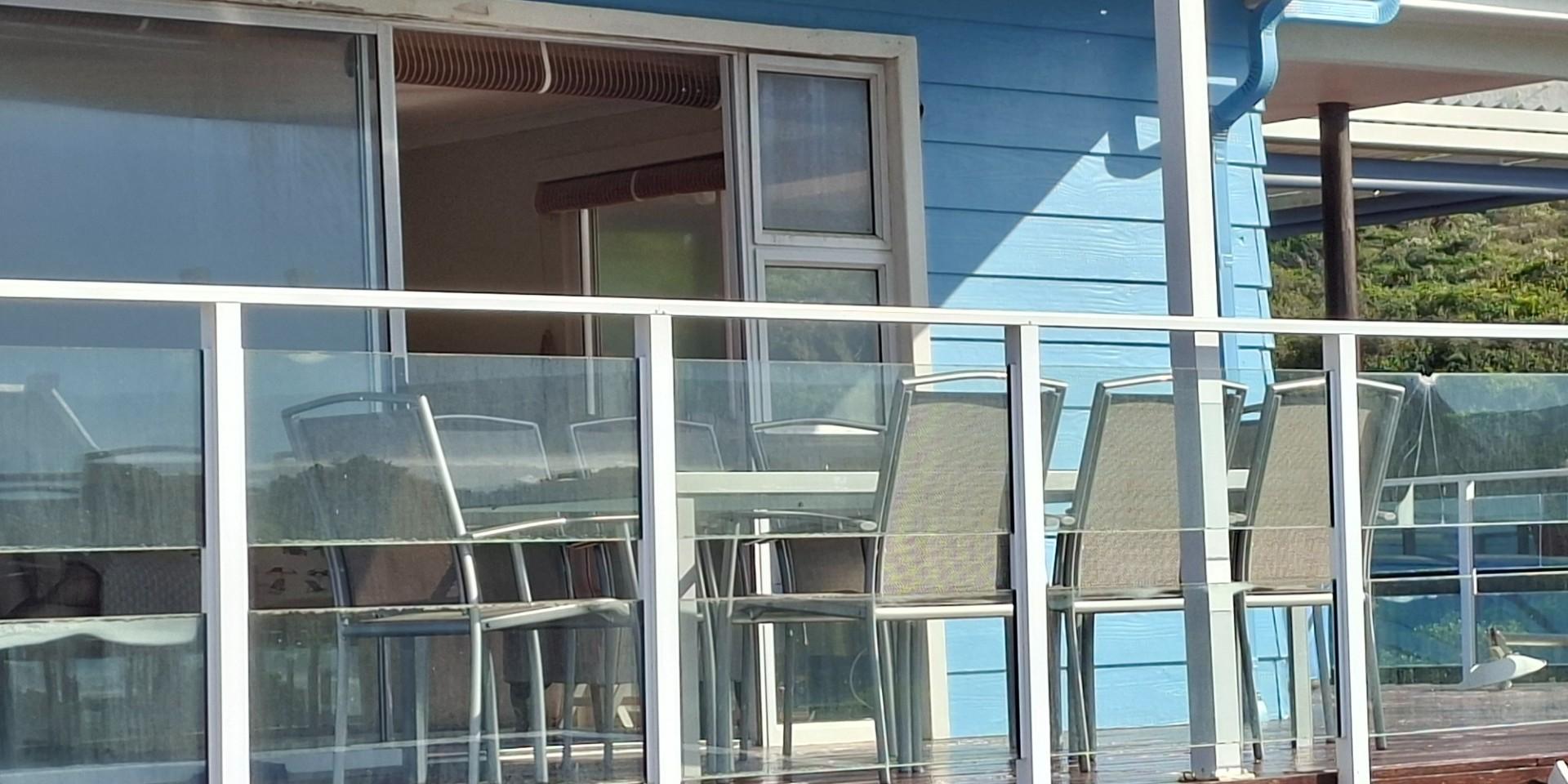 Image 4 of 6
