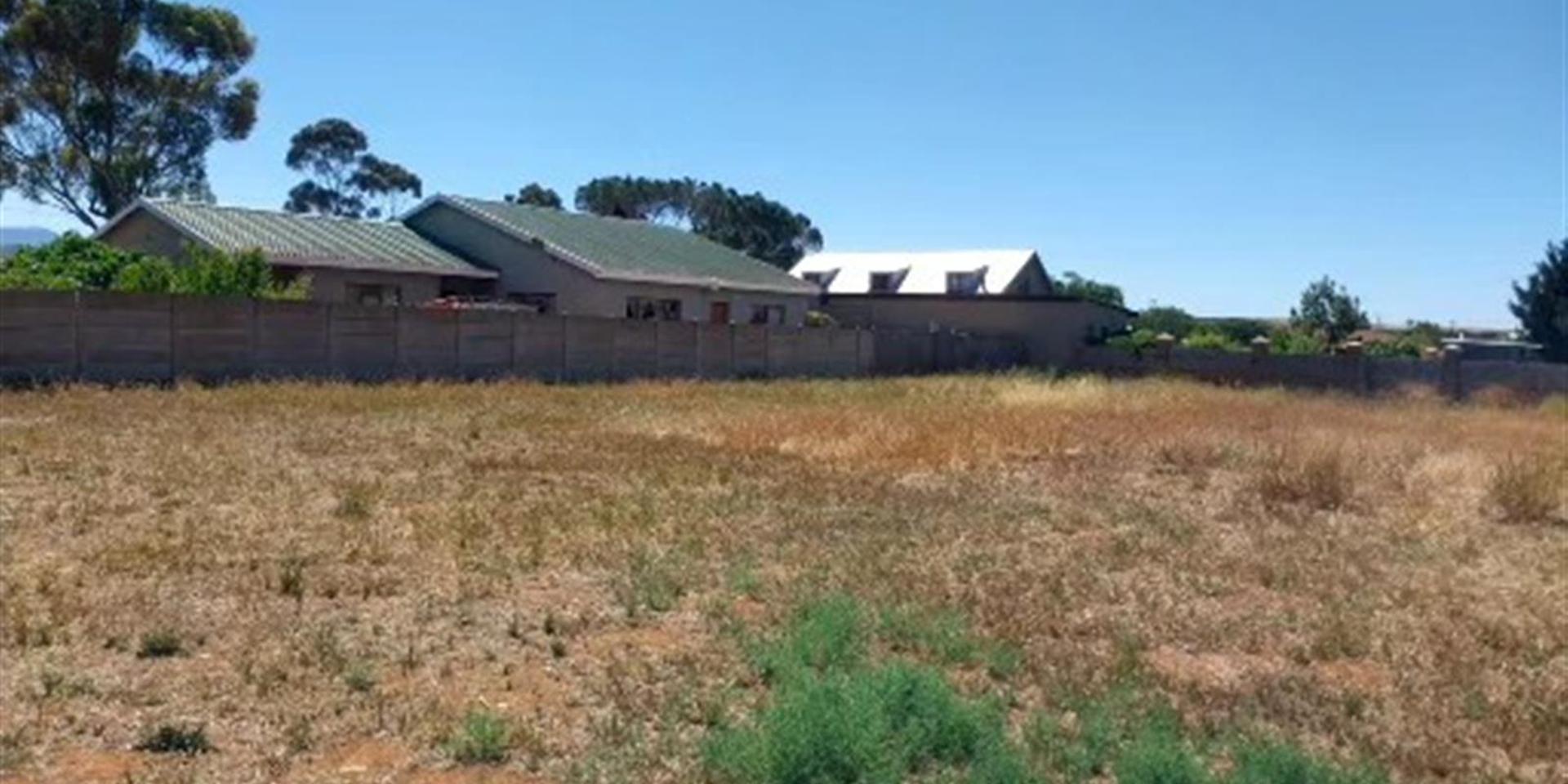 Image 4 of 6