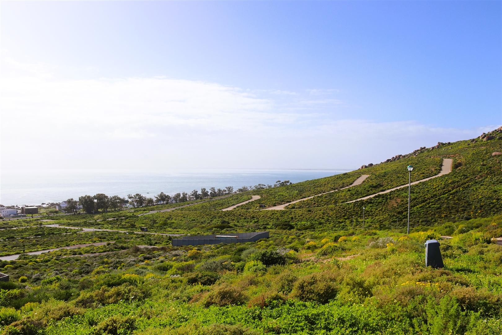 Image 4 of 6