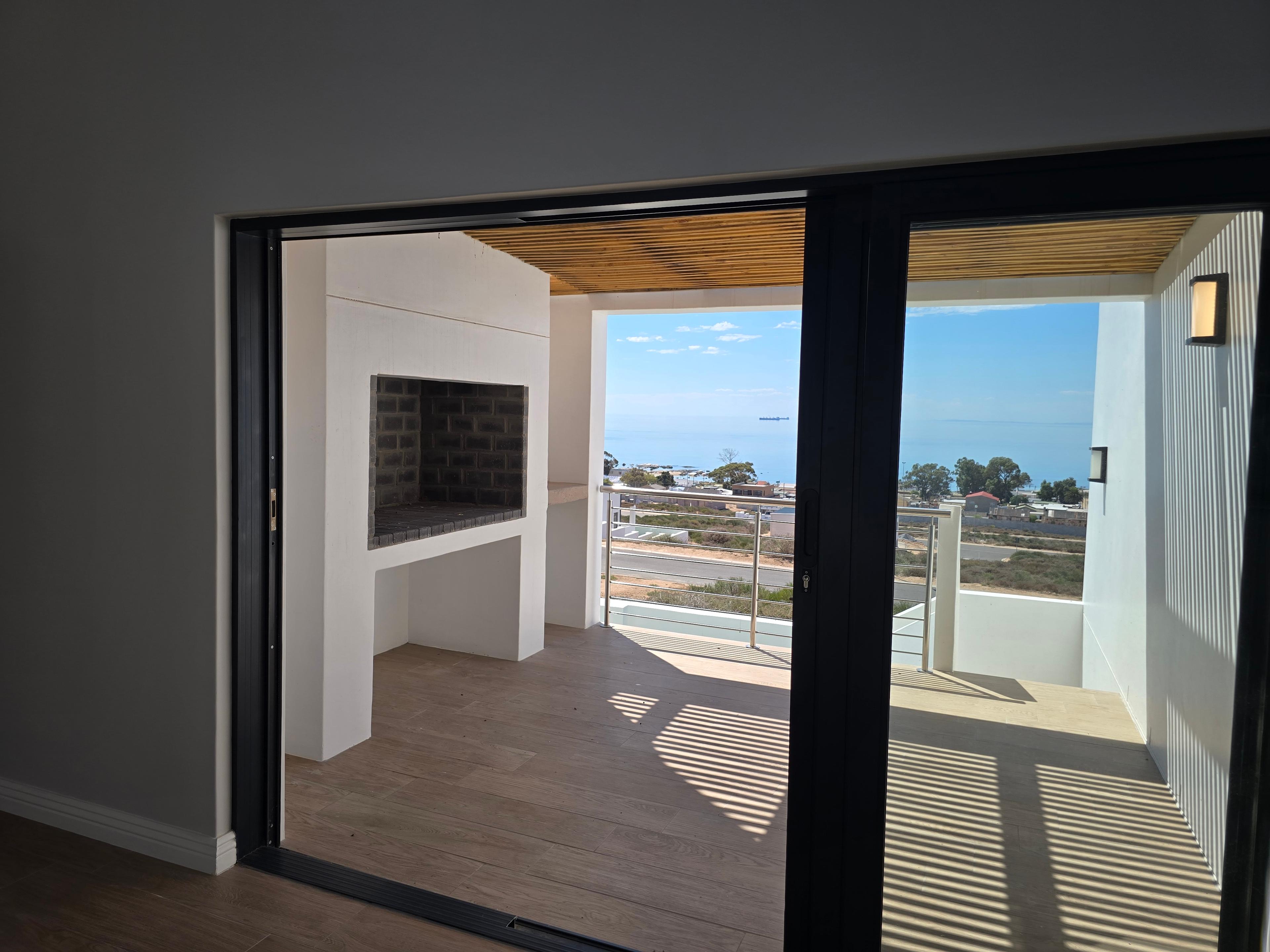Image 2 of 6