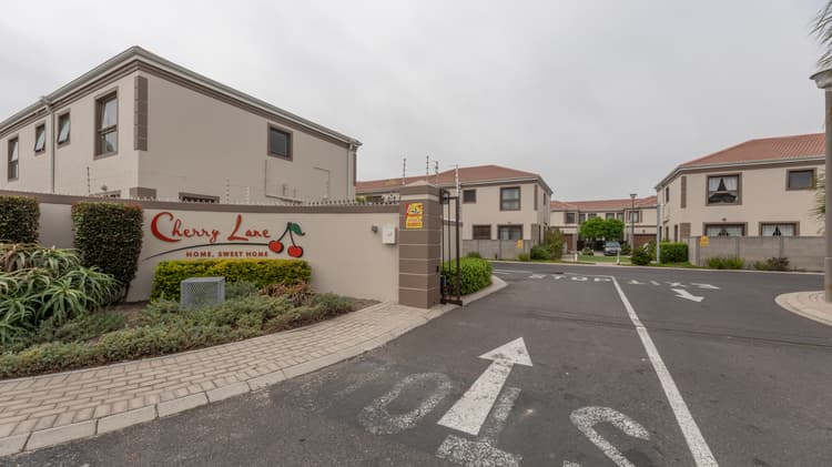 Main property image