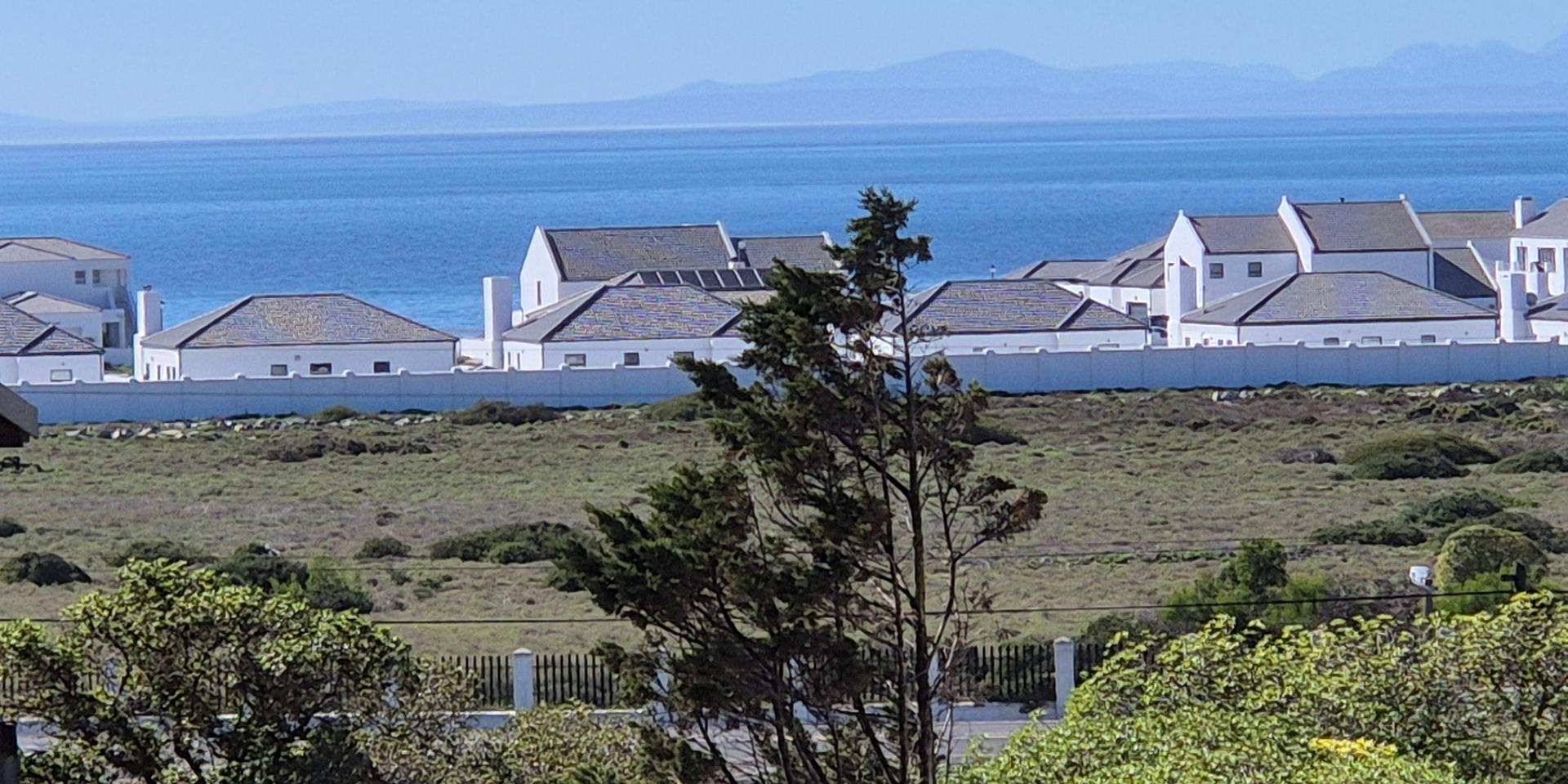 Image 4 of 6