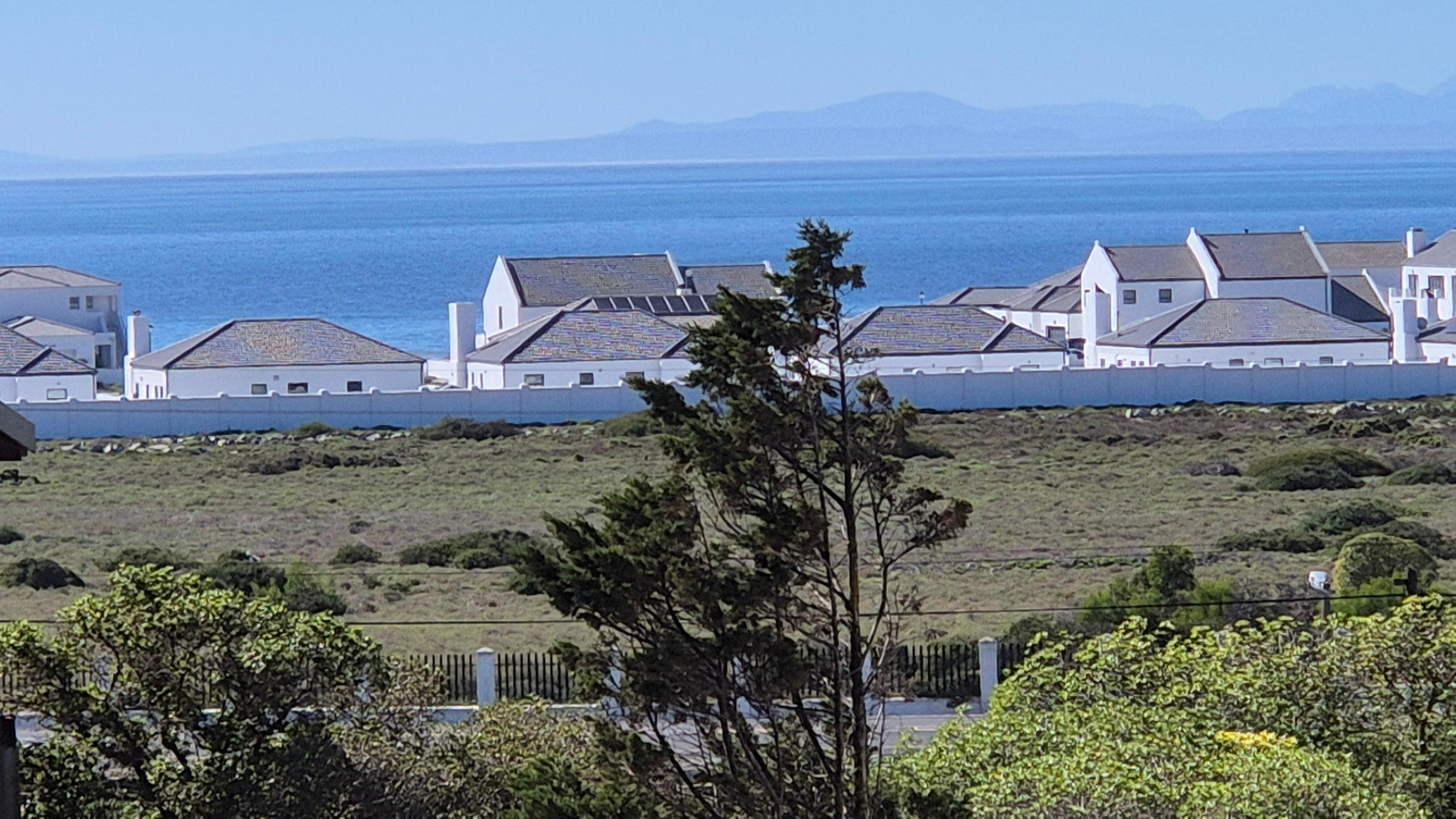 Image 4 of 6
