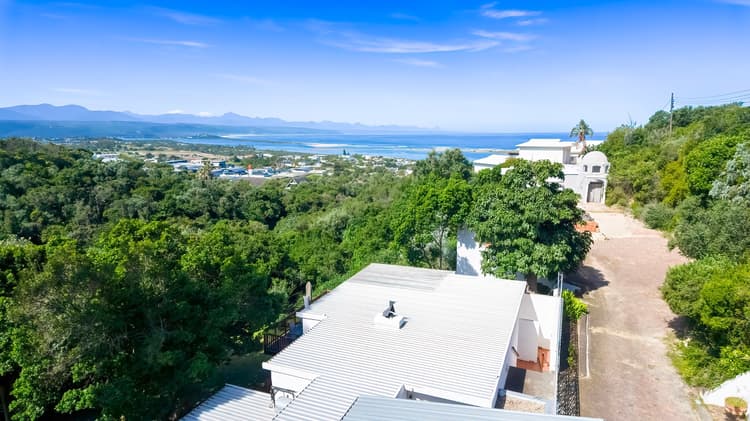Main property image