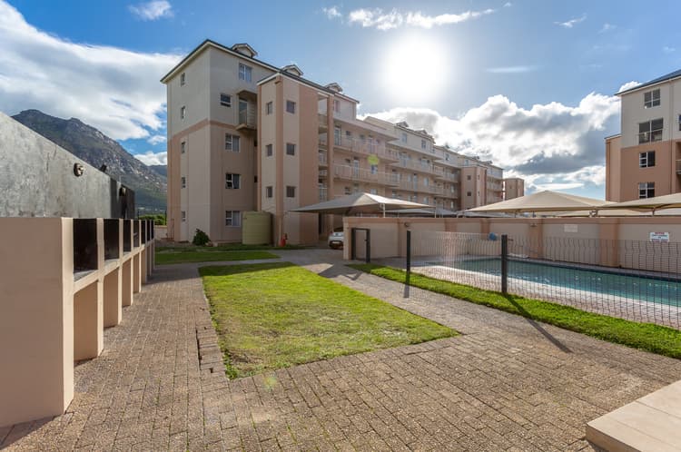 Main property image