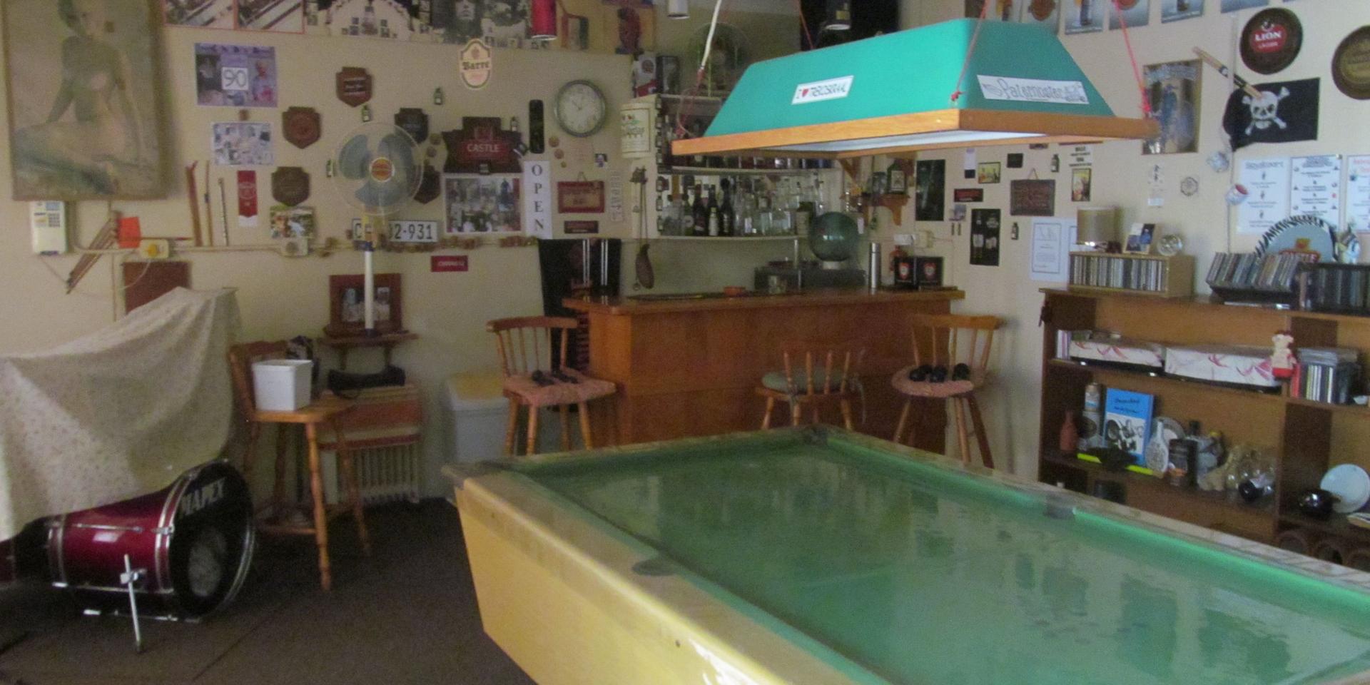 Image 4 of 6