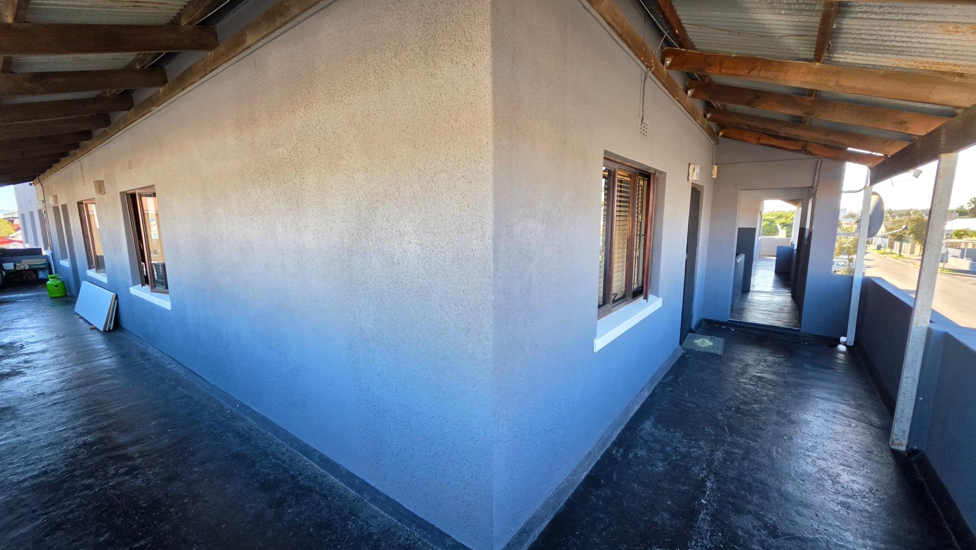 Image 5 of 6