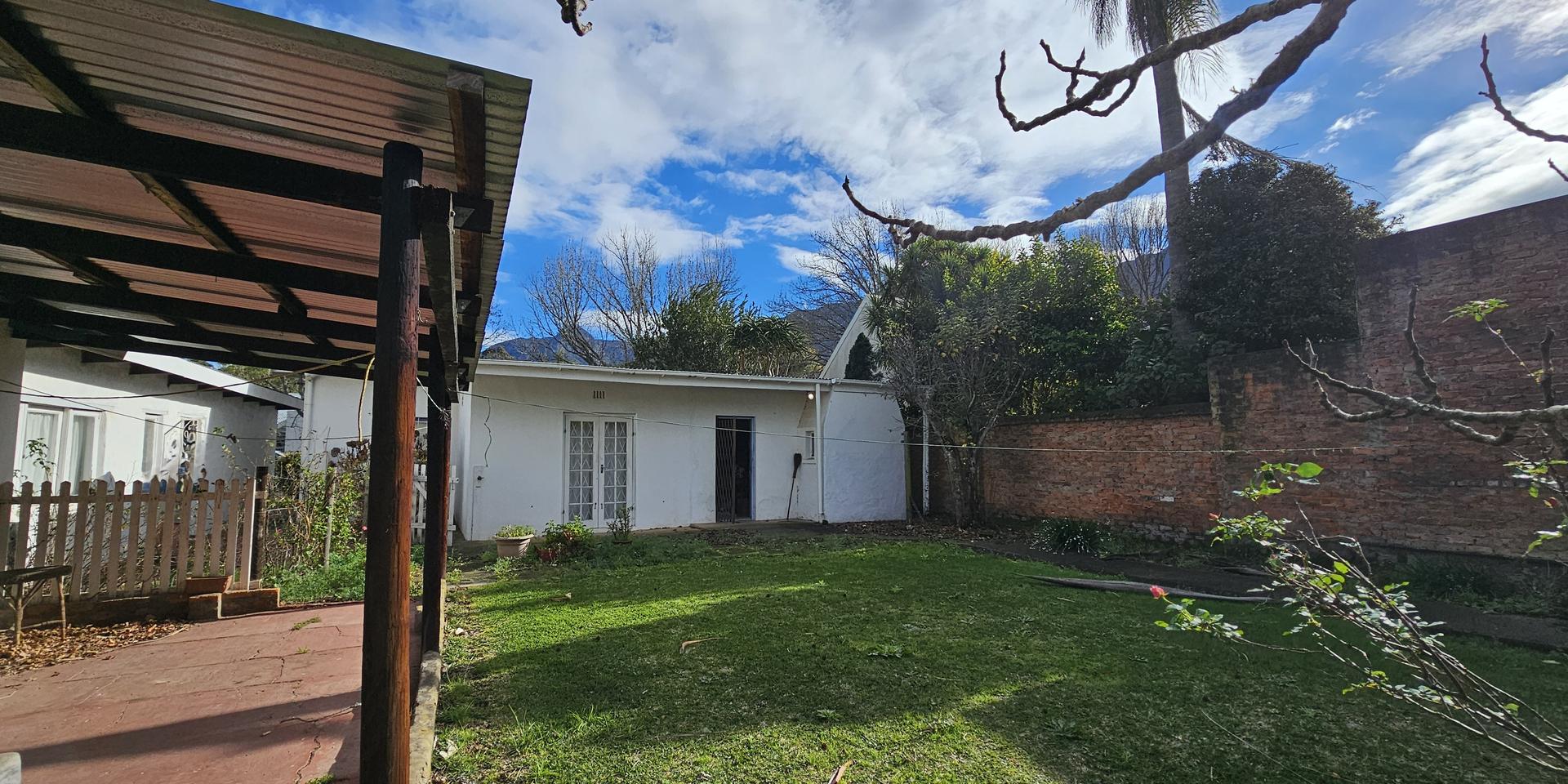 Image 2 of 6