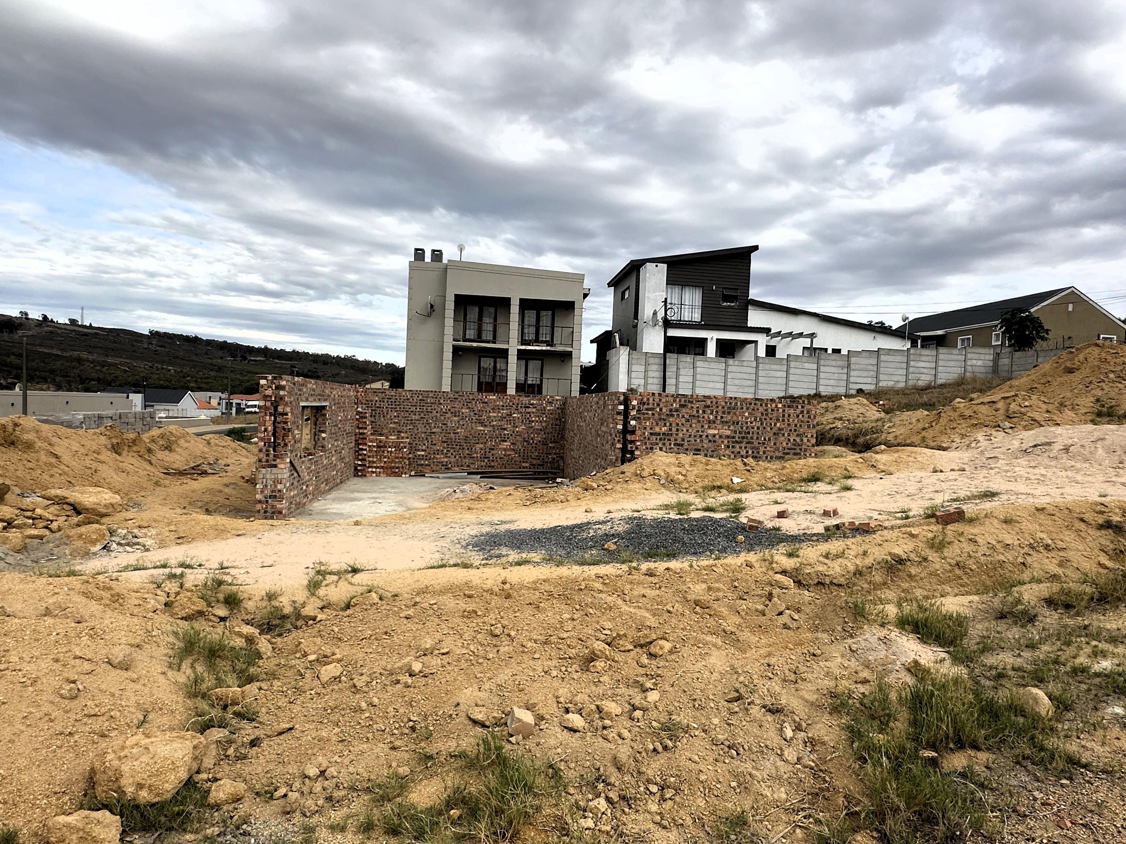 Image 4 of 6