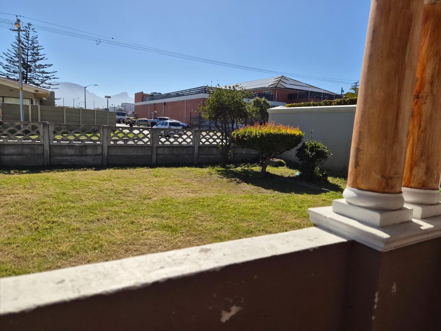Image 5 of 6