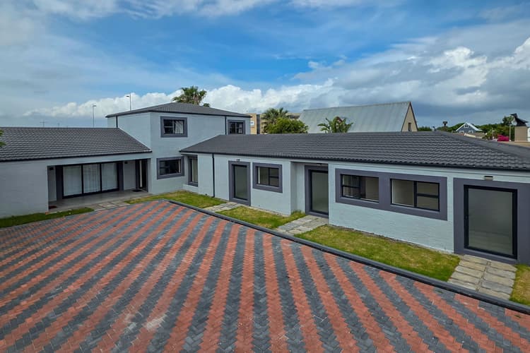 Main property image