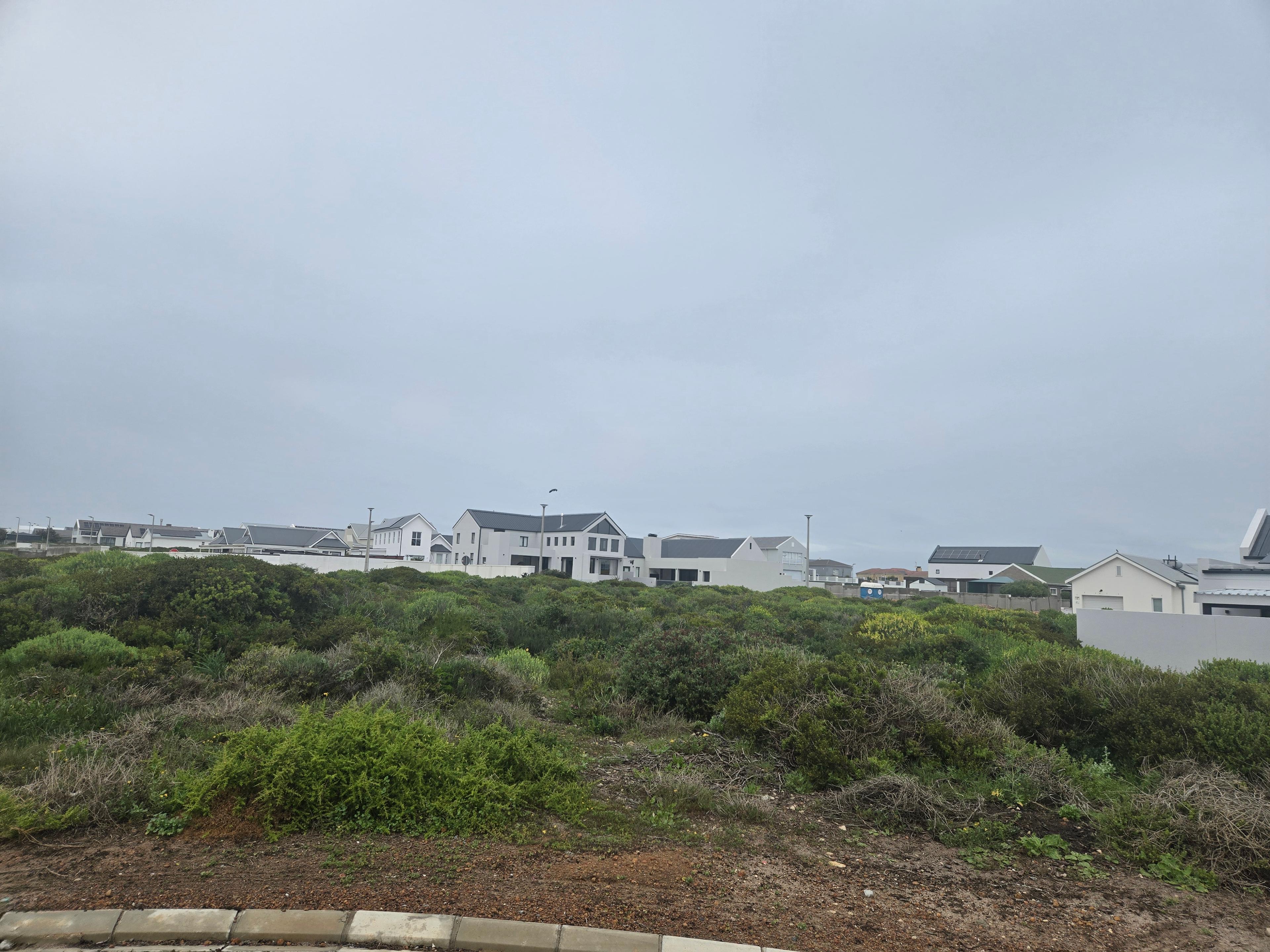 Image 2 of 6