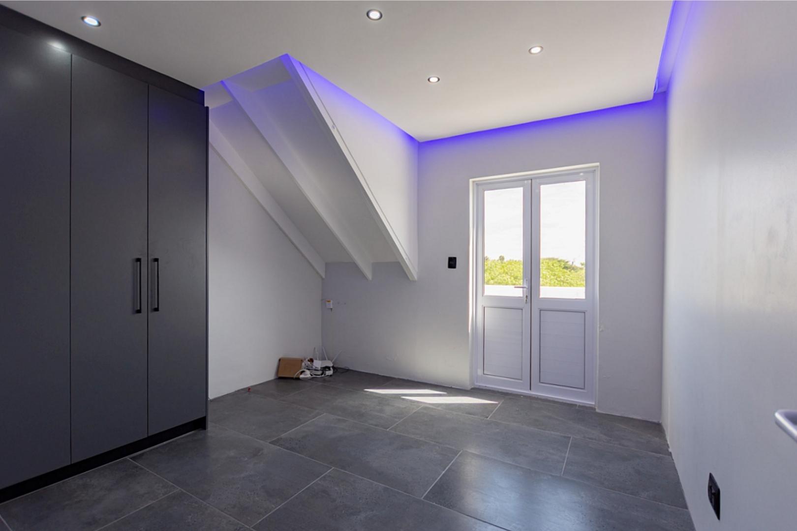Image 44