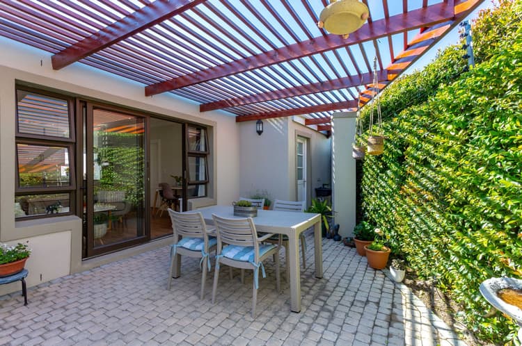 Main property image