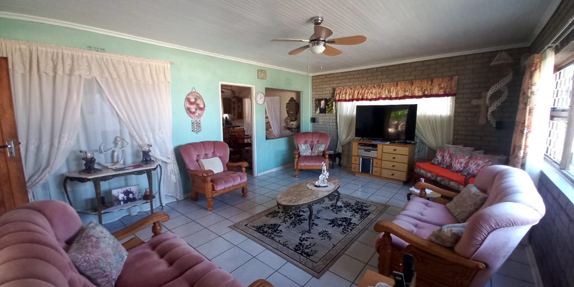 Image 5 of 6