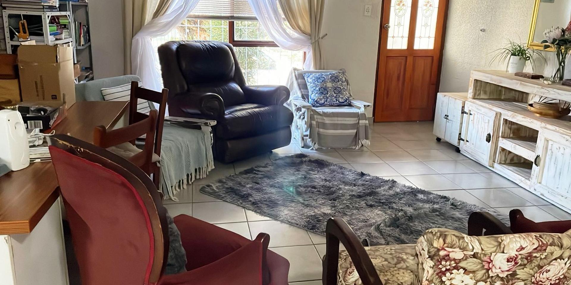 Image 2 of 6