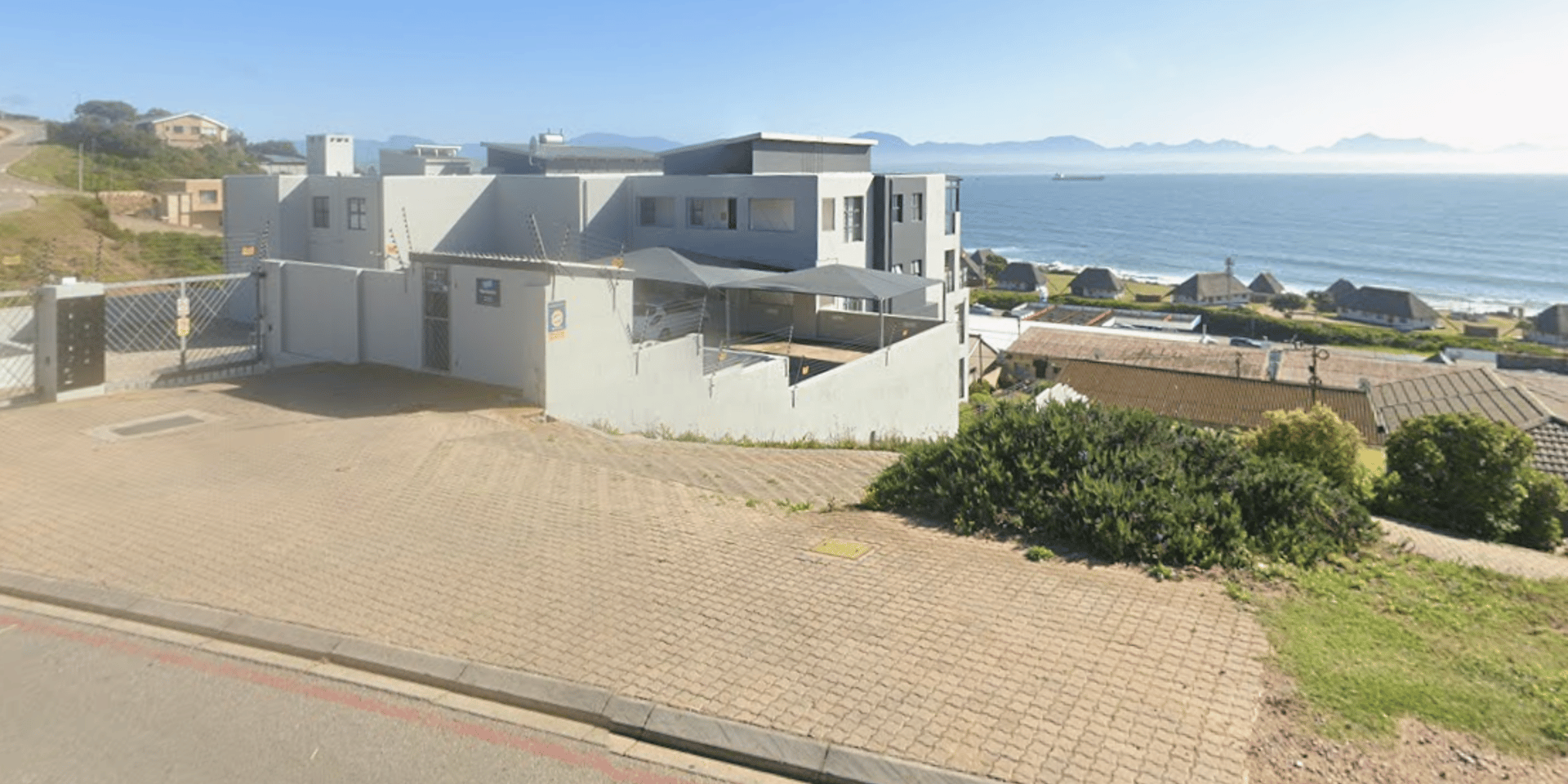 Image 1 of 6