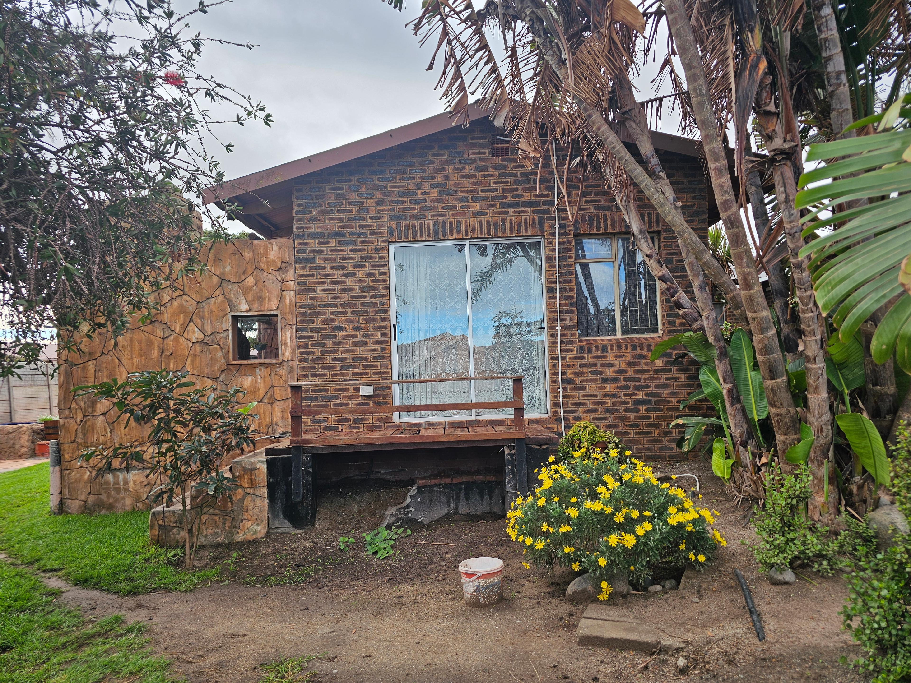 Image 2 of 6