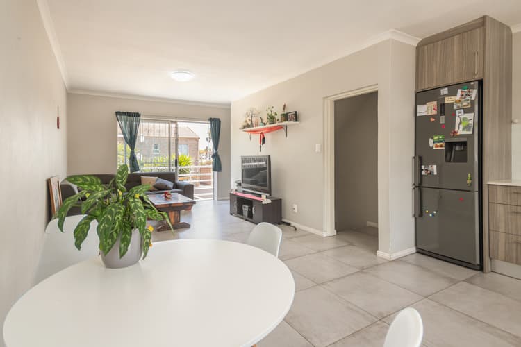 Main property image