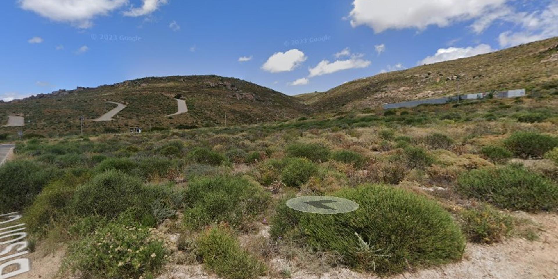 Image 2 of 6