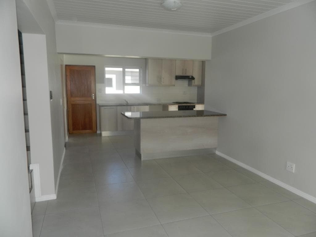 Image 5 of 6