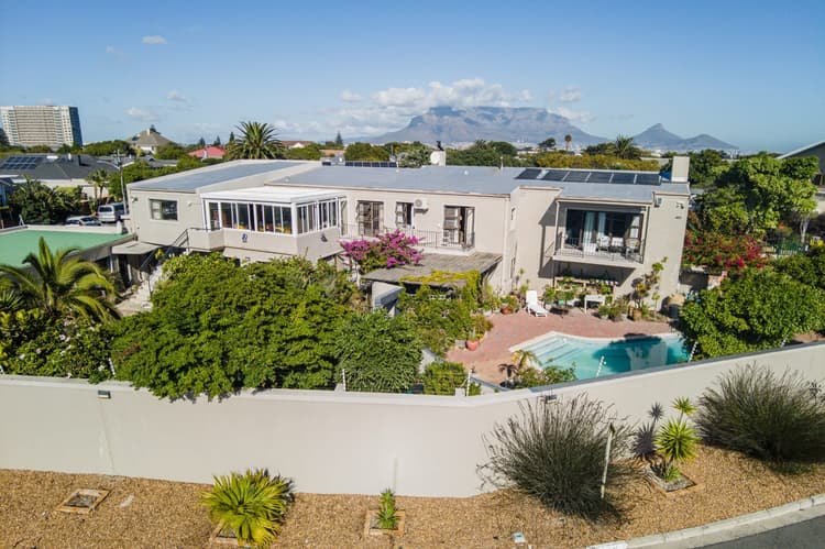 Main property image