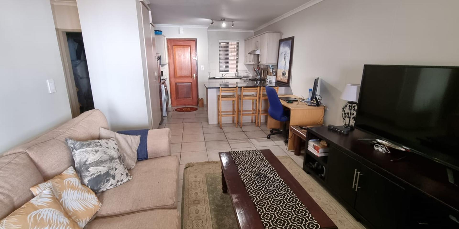 Image 3 of 6