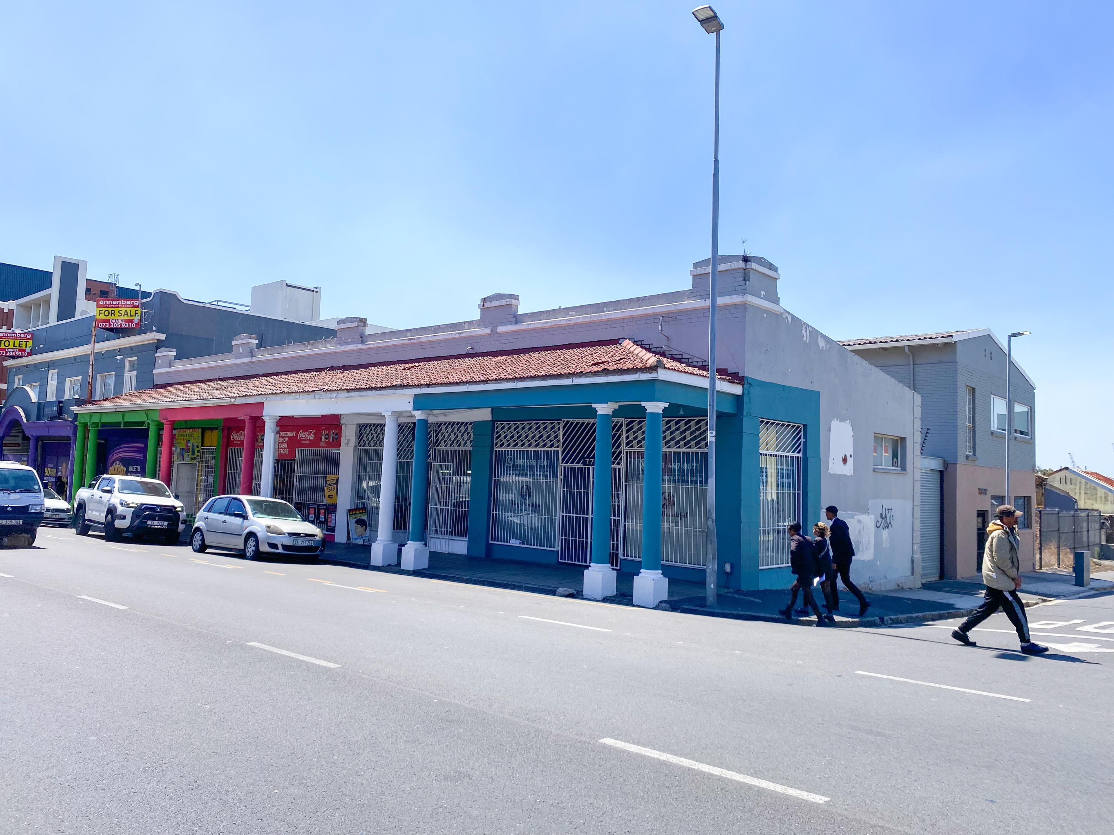 Image 2 of 6