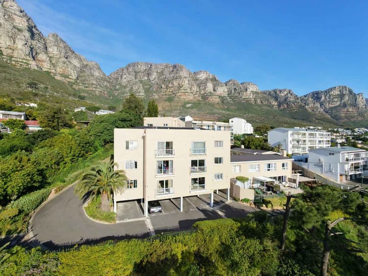 Main property image