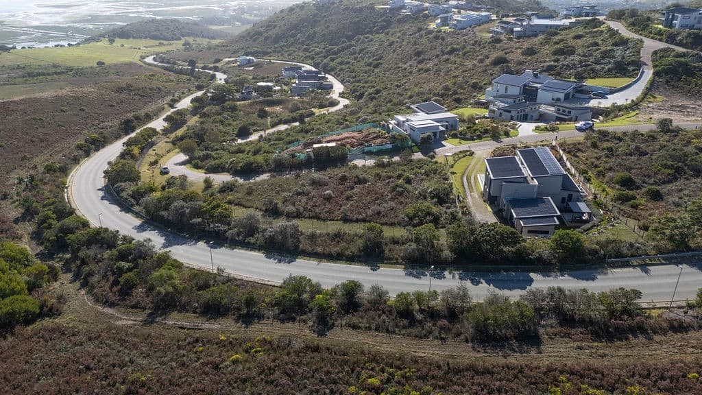Image 4 of 6