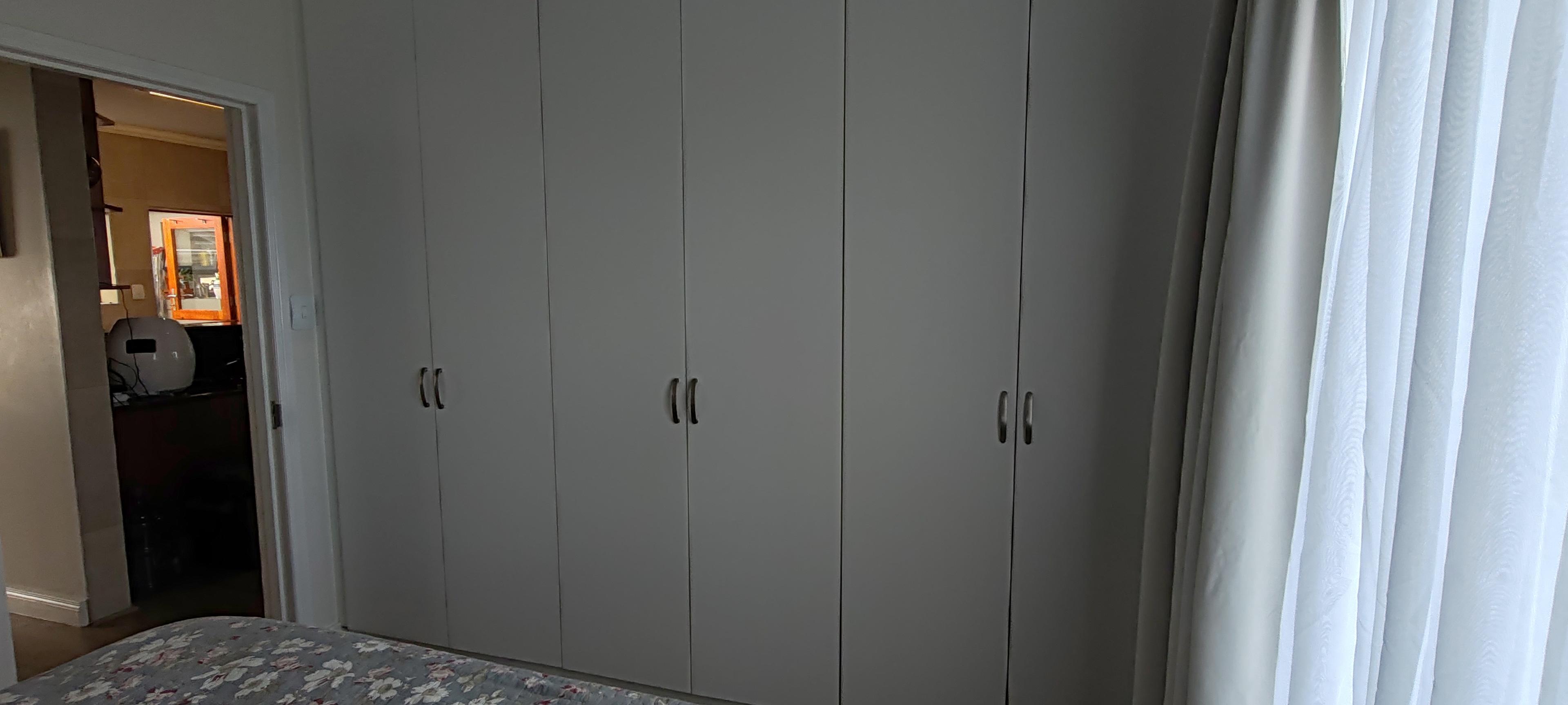 Image 5 of 6