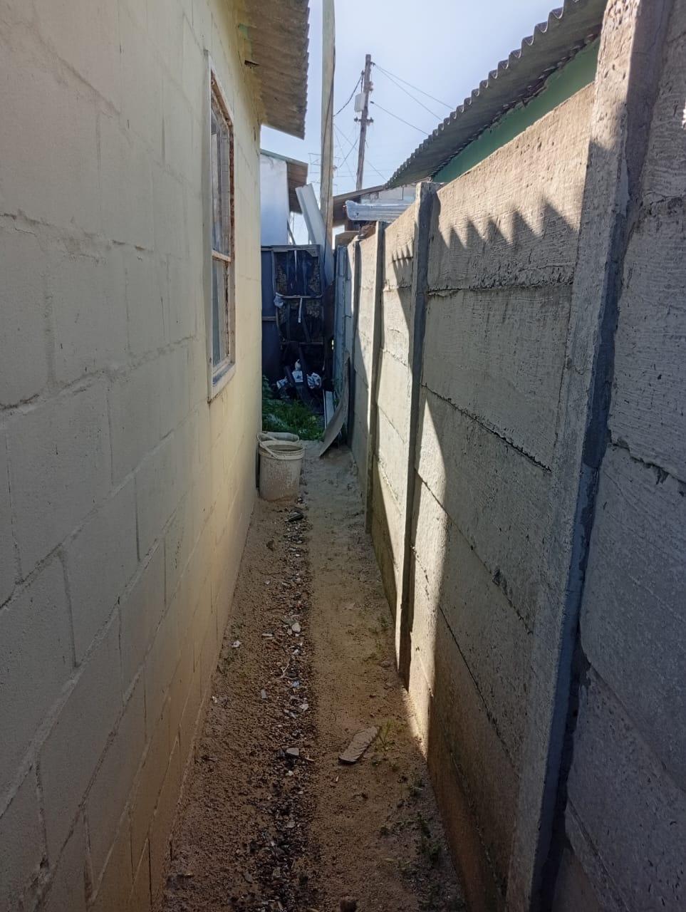 Image 2 of 6