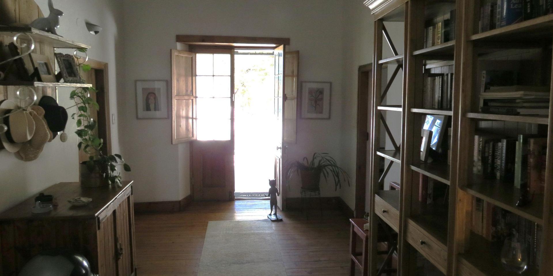 Image 4 of 6