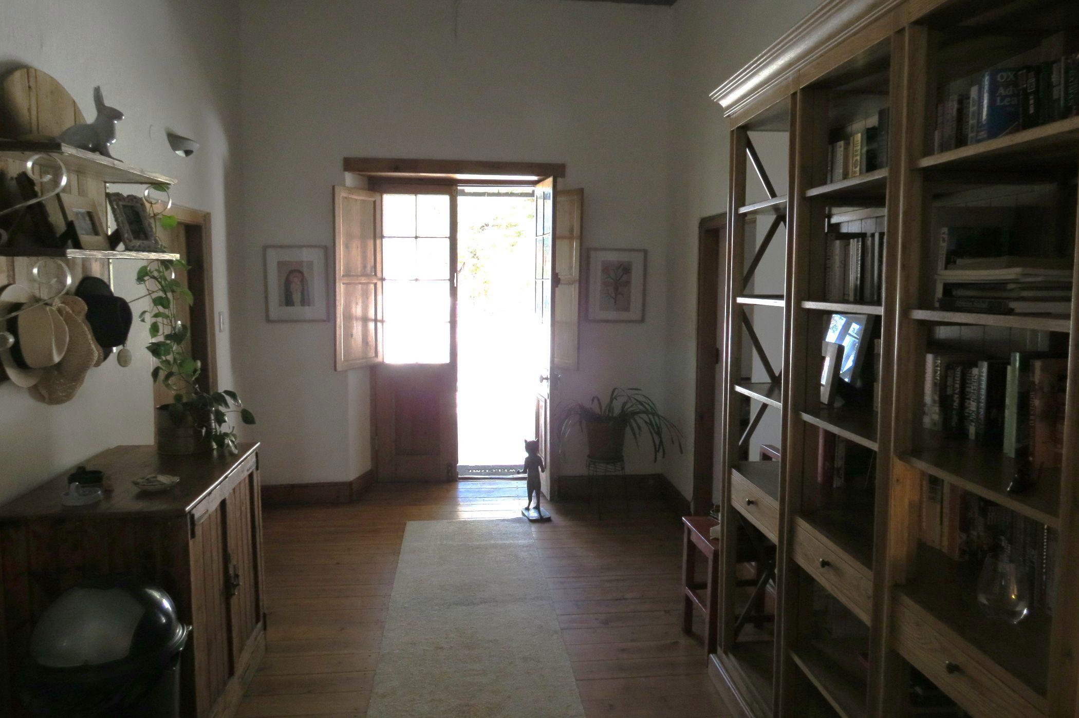 Image 4 of 6