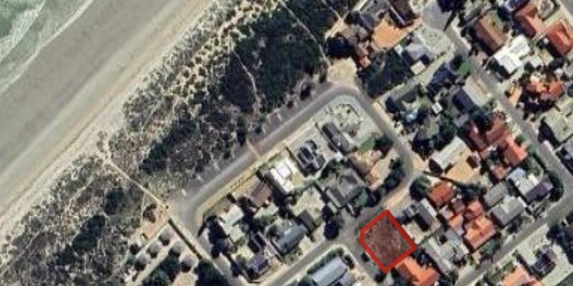 Image 2 of 6