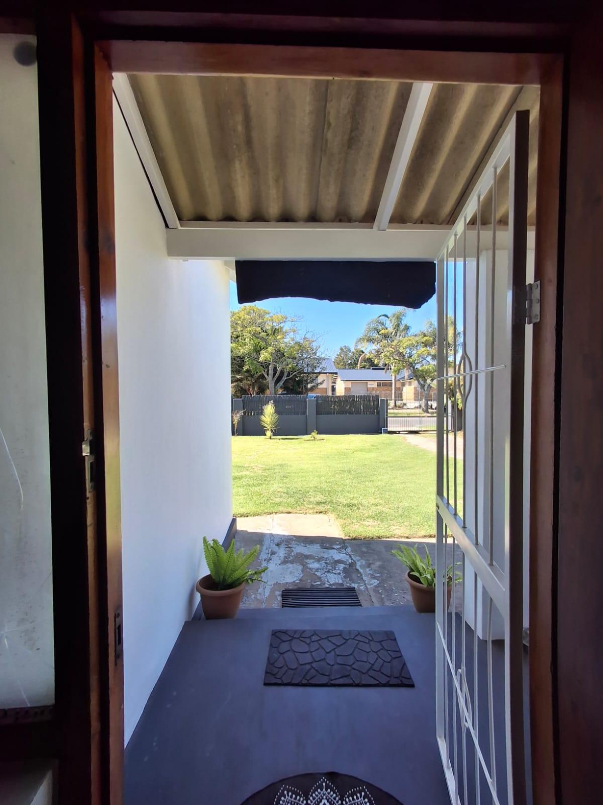 Image 5 of 6