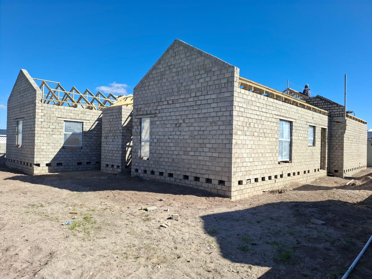 Image 4 of 6