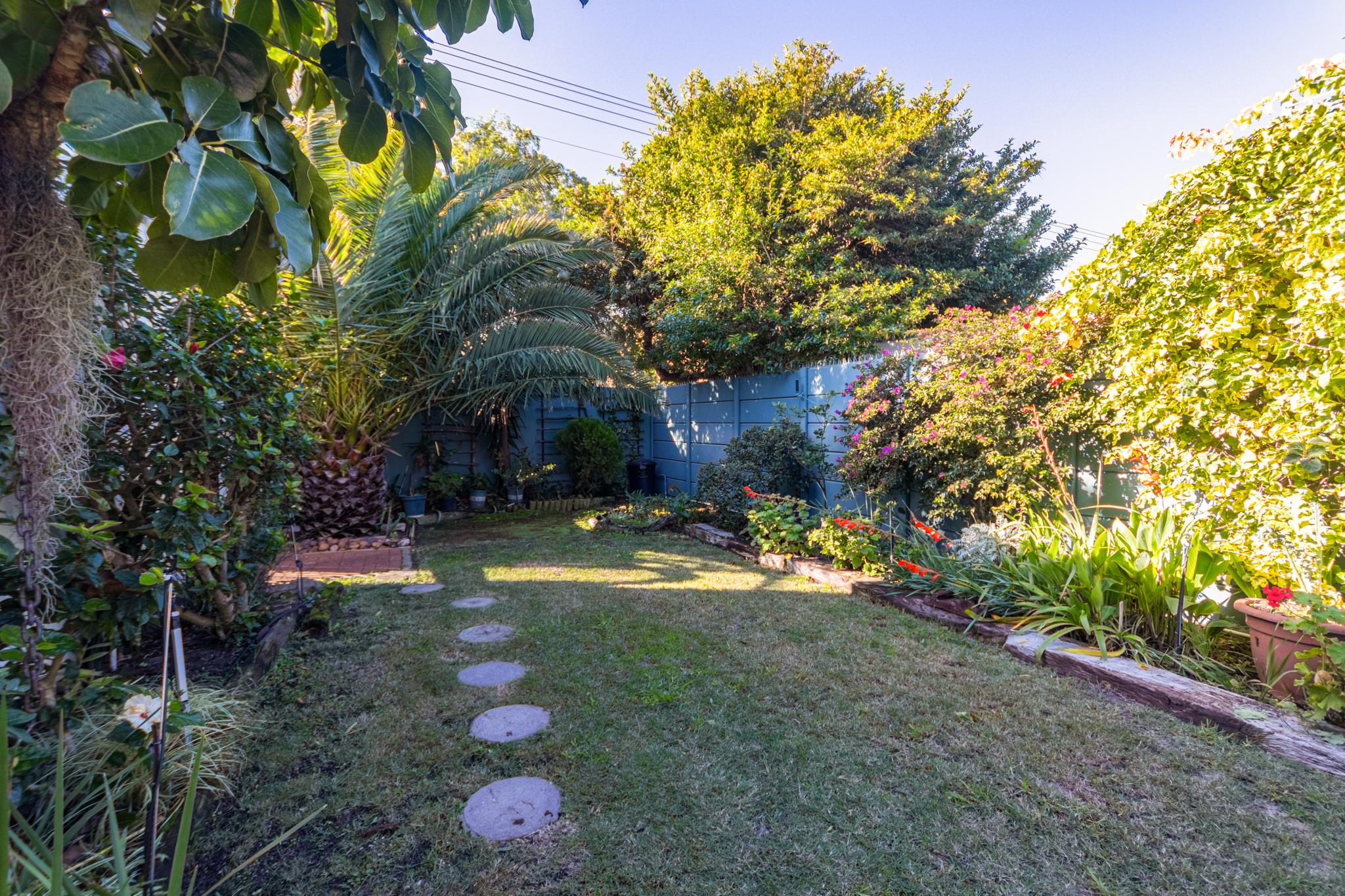 Image 5 of 6
