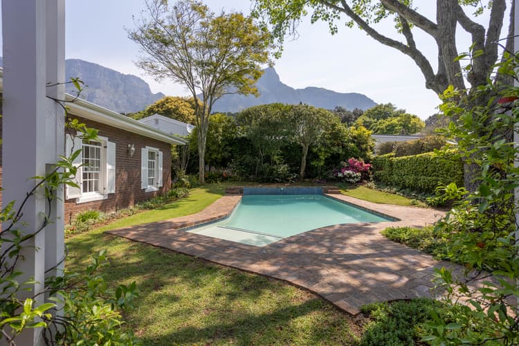 Main property image