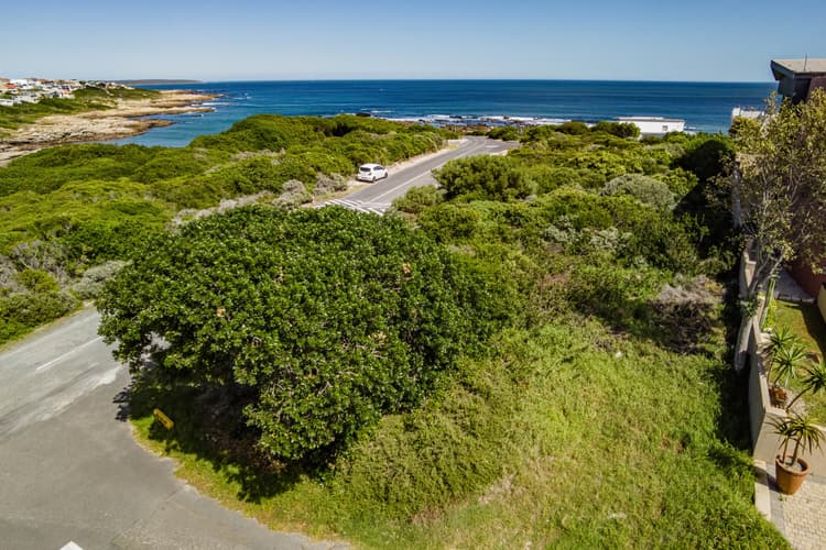 Main property image