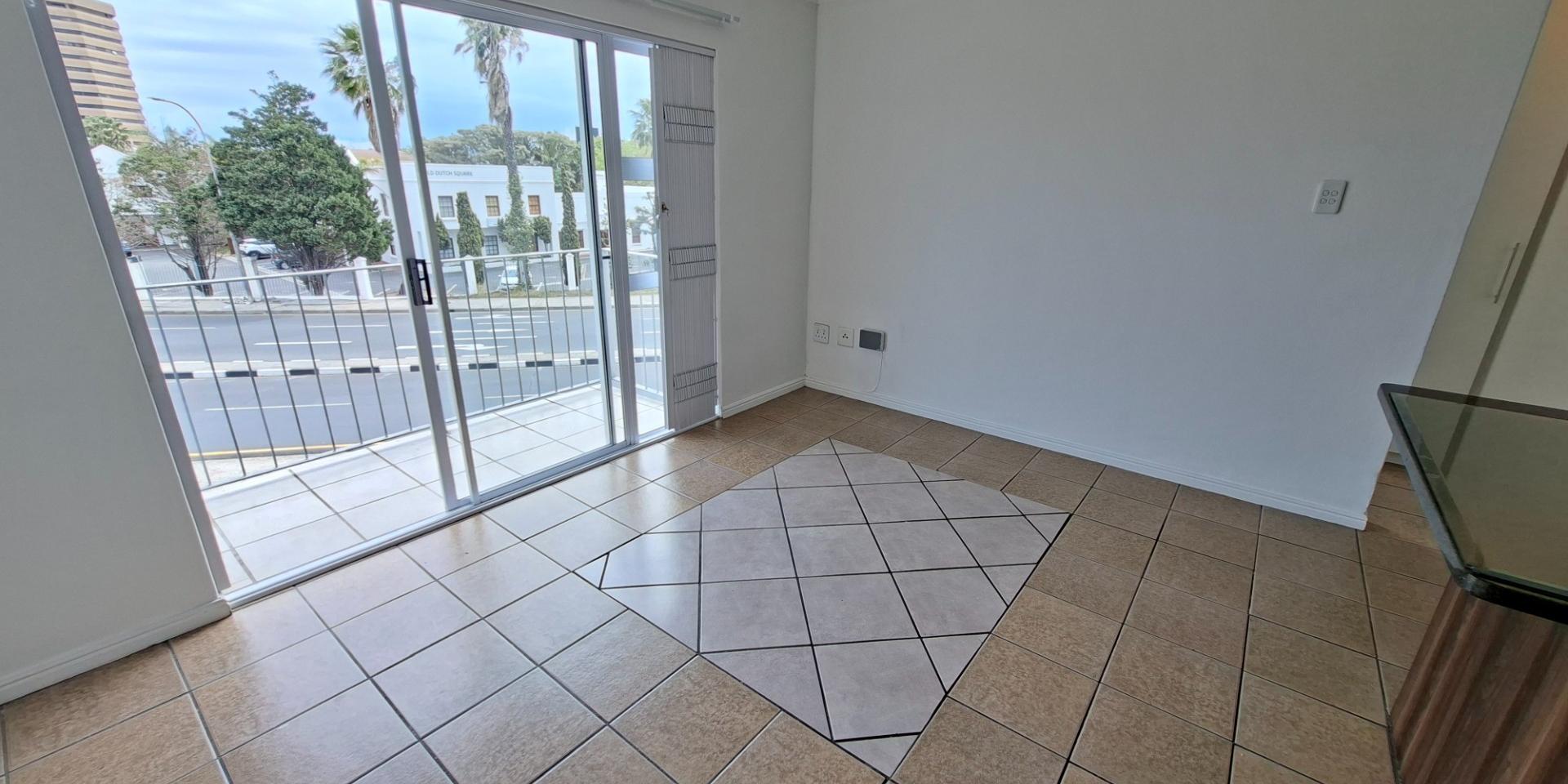 Image 2 of 6