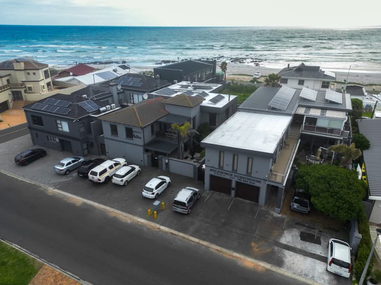 Main property image