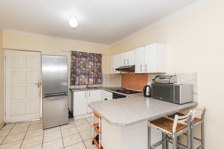 Main property image