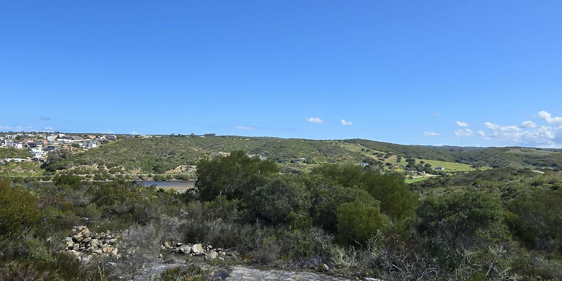 Image 4 of 6