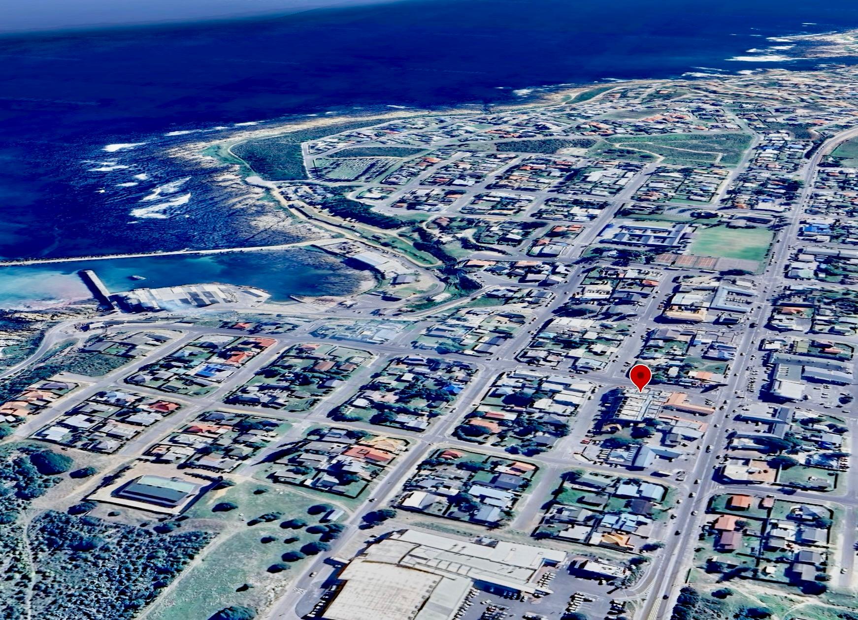 Image 4 of 6